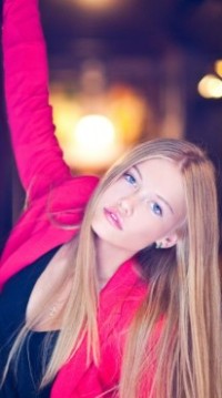 Аватар вконтакте Симпатичная девушка - блондинка, ву Kristina Ponomareva