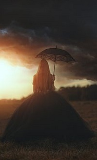 Аватар вконтакте Девушка с зонтом стоит к нам спиной на фоне мрачного неба, by TJ Drysdale