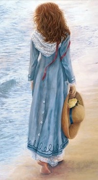 Аватар вконтакте Девушка в длинном платье со шляпкой в руке, идет по песчаному пляжу, у кромки воды