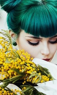 Аватар вконтакте Девушка с мимозой, by Jovana Rikalo