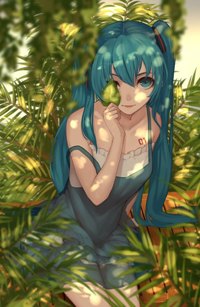 99px.ru аватар Vocaloid Hatsune Miku / Вокалоид Хацунэ Мику приложила зеленый листик к глазу, сидя в тени кустов