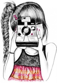 99px.ru аватар Девушка стоит с фотокамерой в руках