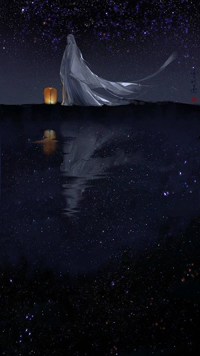 Аватар вконтакте Девушка в белых одеждах стоит возле горящего фонарики на берегу водоема ночью