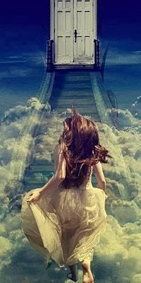 99px.ru аватар Девушка бежит по лестнице в небе к двери