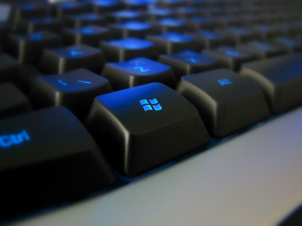 Обои для рабочего стола Клавиатура Logitech G11