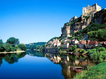 Обои на рабочий стол Beynac, Dordogne River, France