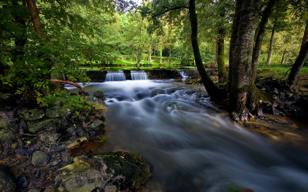 Обои для рабочего стола Country waterfall