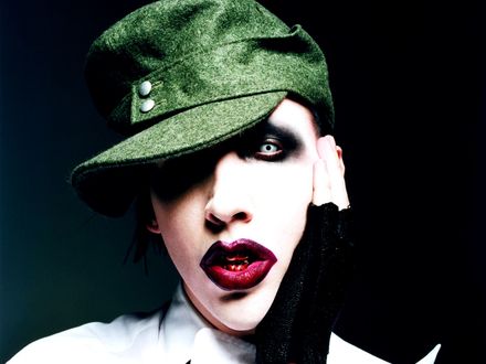 Обои на рабочий стол Marilyn Manson