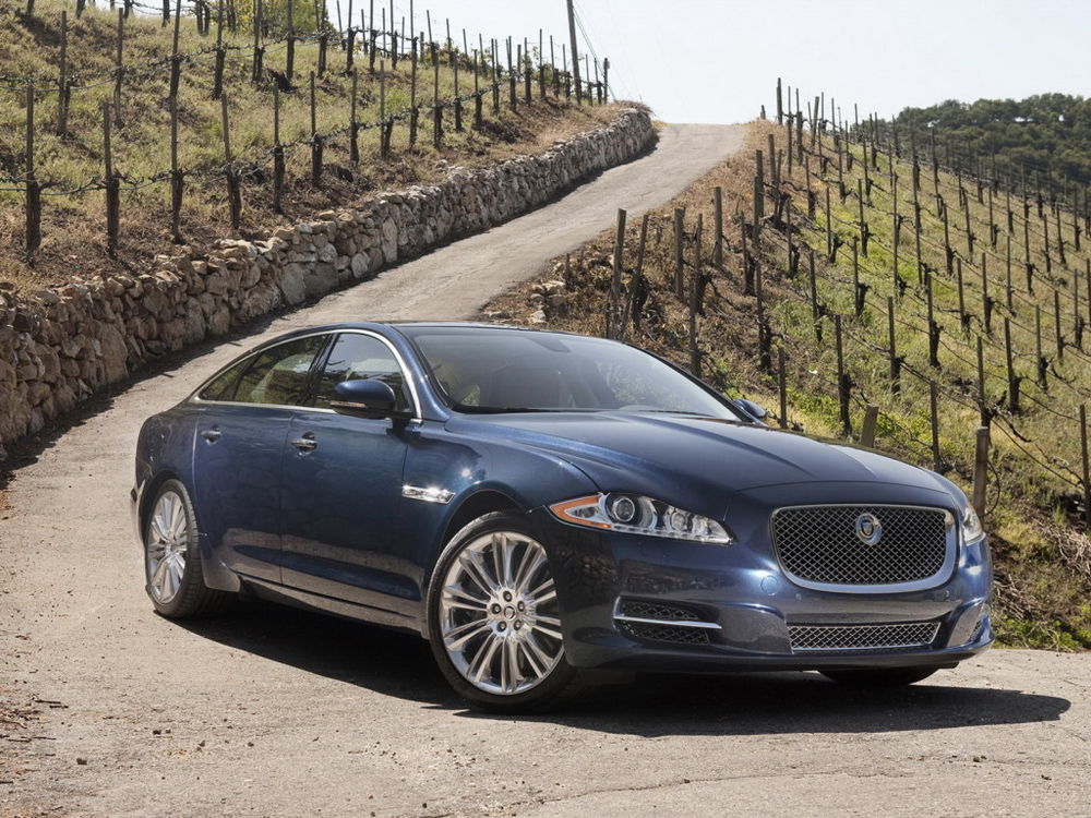 Обои для рабочего стола New Jaguar-XJ-Supercharged