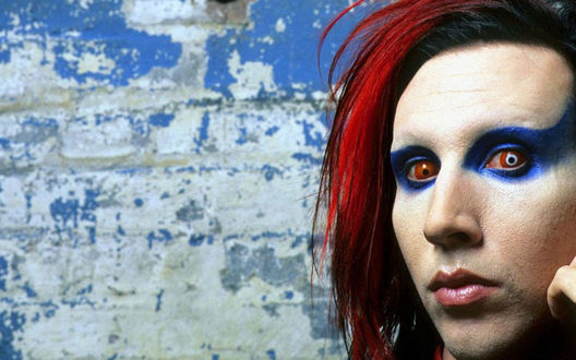 Обои на рабочий стол Яркий Marilyn Manson