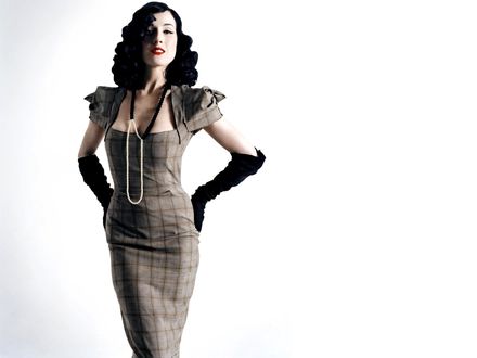 Обои на рабочий стол Dita Von Teese