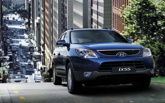 Обои на рабочий стол Hyundai IX55 in city