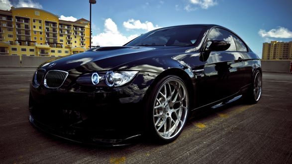 Обои на рабочий стол Черный BMW Coupe