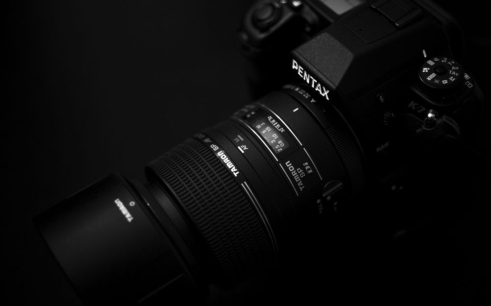 Обои для рабочего стола Фотоаппарат pentax (tamron)