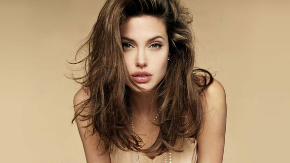 Обои на рабочий стол Angelina Jolie / Анжелина Джоли