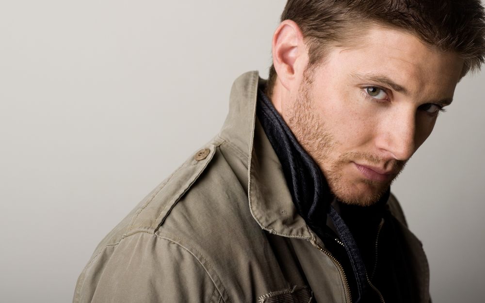 Обои для рабочего стола Jensen Ackles / Дженсен Эклз