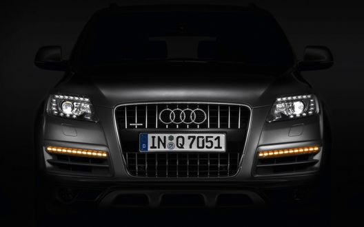 Обои на рабочий стол Audi Q7