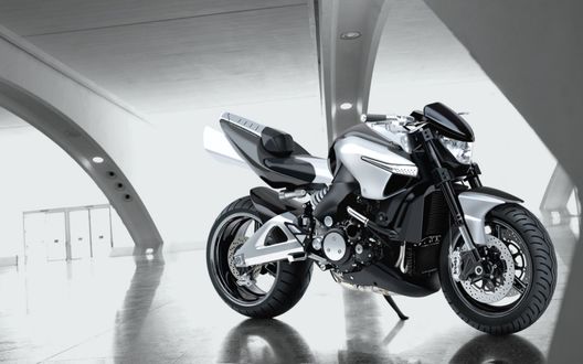 Обои на рабочий стол Suzuki B King