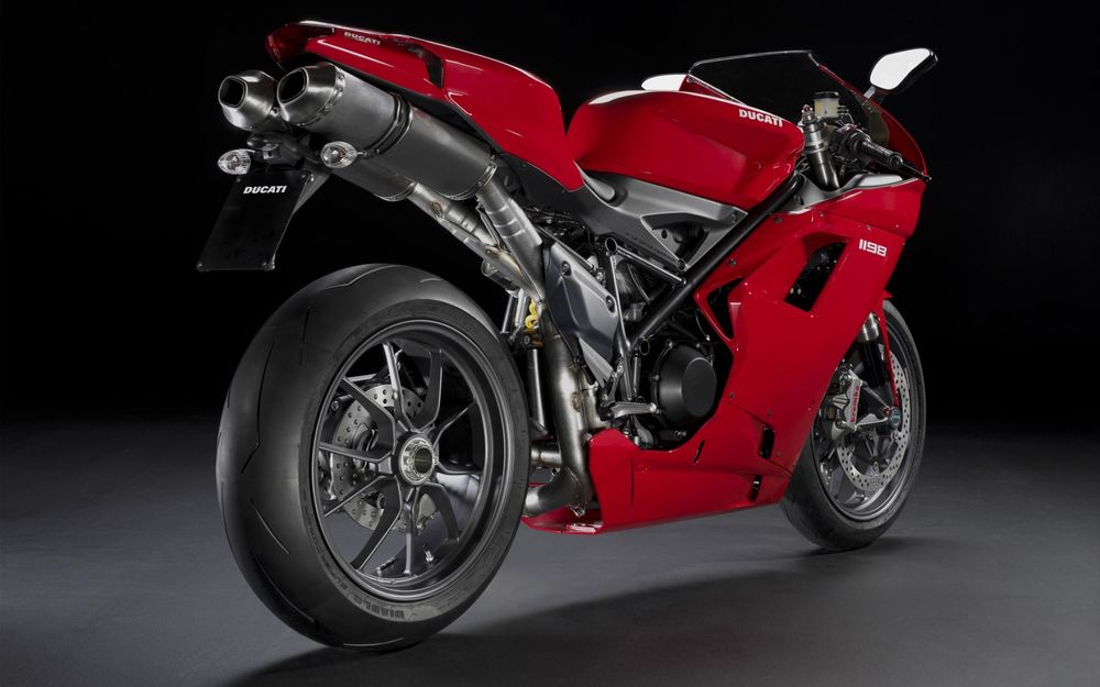 Обои для рабочего стола Ducati 1198