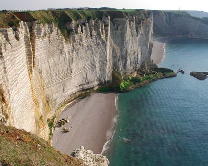 Обои на рабочий стол Falaises d'Etretat - Camping France / Скалы Этрета - Кемпинг Франции