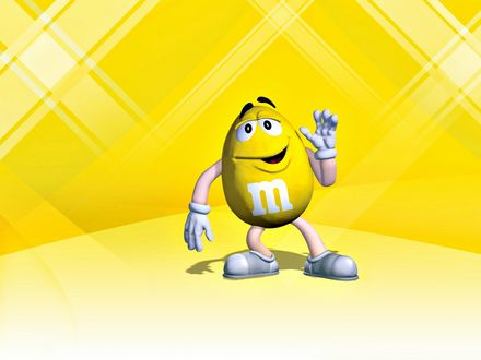 Обои на рабочий стол Желтый m&m's приветственно машет рукой