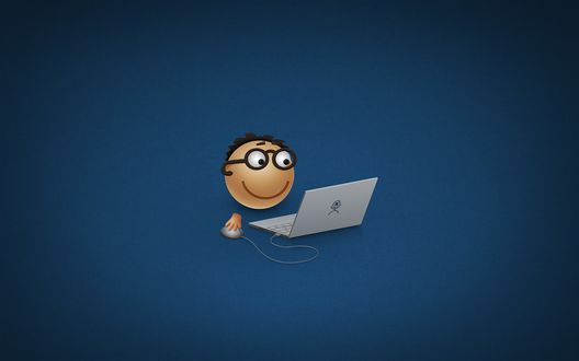 Обои на рабочий стол Улыбающаяся голова в очках сидит за ноутбуком