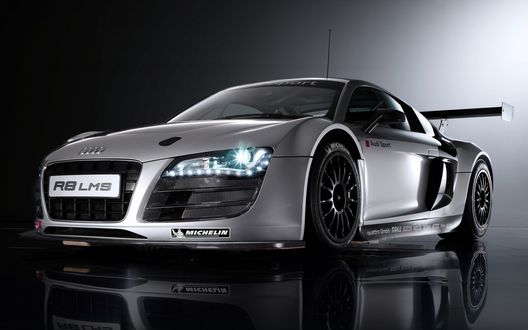 Обои на рабочий стол Спорткар Audi R8 LMS