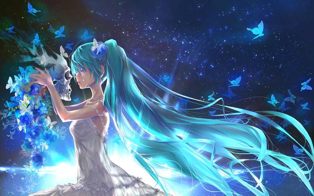 Обои для рабочего стола Плачущая вокалоид Хатсуне Мику / Vocaloid Hatsune Miku ночью с черепом в руках, призрачные синие розы и бабочки