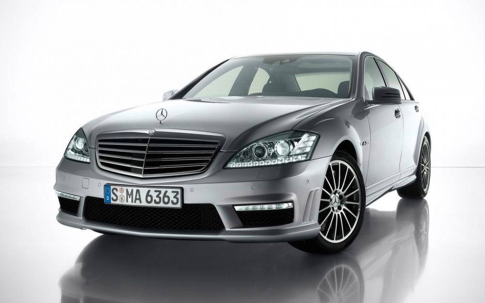 Обои для рабочего стола Mercedes-Benz_S65_AMG