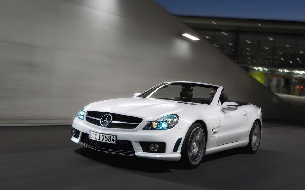 Обои для рабочего стола SL_63_AMG в туннеле