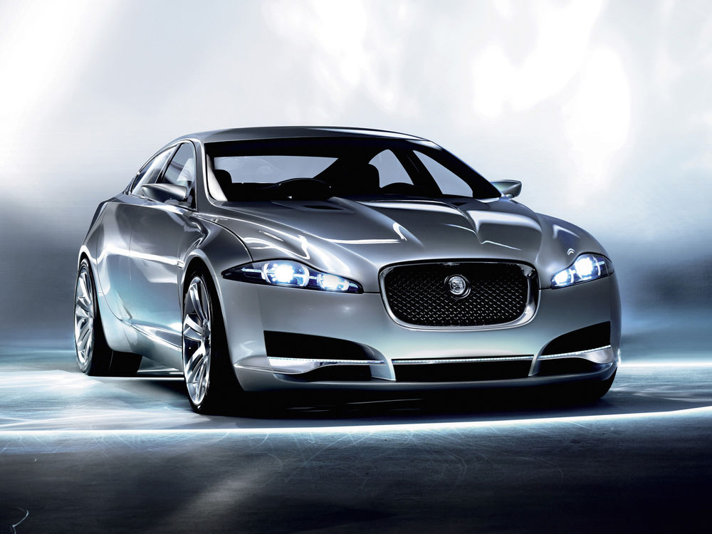 Обои для рабочего стола Серебристый Jaguar CXF