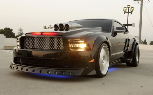 Обои на рабочий стол Тюнингованный Ford mustang