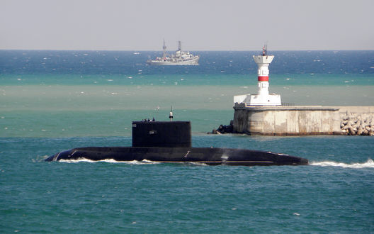 Обои на рабочий стол Подводной лодка 'Алроса' Черноморского флота Российской Федерации 