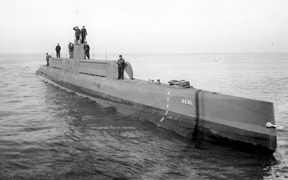 Обои для рабочего стола Субмарина Ю.З / U.S. SUBMARINES в надводном плаванье (Seal)