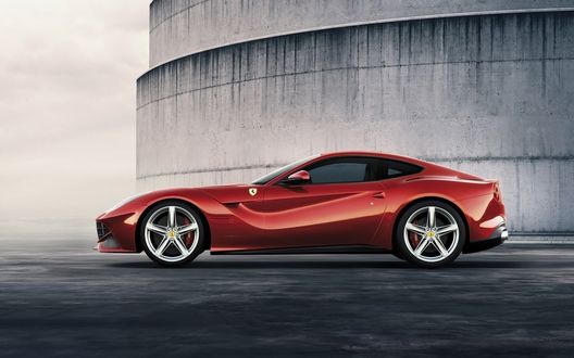 Обои на рабочий стол Великолепная красная Ferrari Berlinetta / Феррари Берлинетта