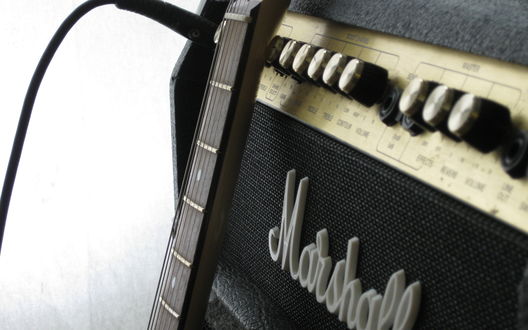 Обои на рабочий стол Усилитель фирмы Marshall