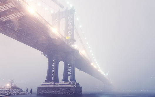 Обои на рабочий стол Бруклинский мост / Brooklyn Bridge в Нью-Йорке / New York зимой