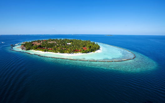 Обои на рабочий стол Райский остров на Мальдивах / Maldives