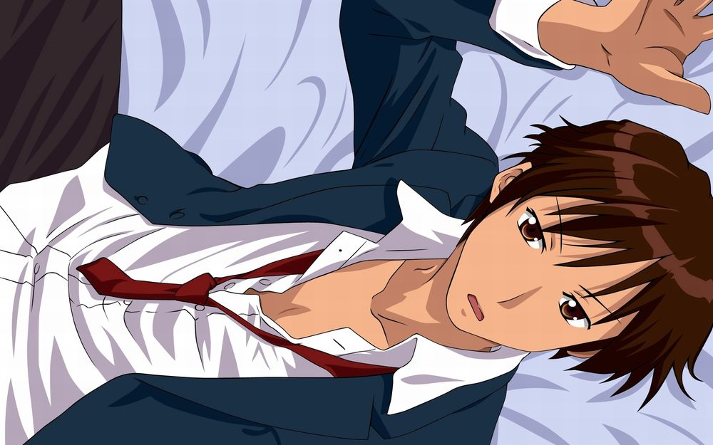 Обои для рабочего стола Кён из аниме Меланхолия Харухи Судзумии / The Melancholy of Suzumiya Haruhi лежит на кровати