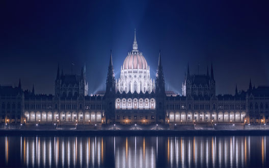 Обои на рабочий стол Здание парламента ночью в Будапеште, Венгрия / Budapest, Hungary
