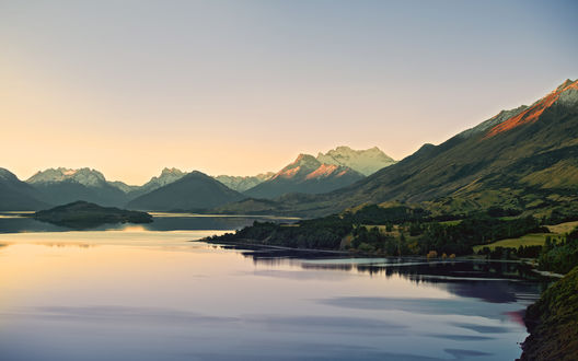 Обои на рабочий стол Горный пейзаж  в New Zealand / Новой Зеландии