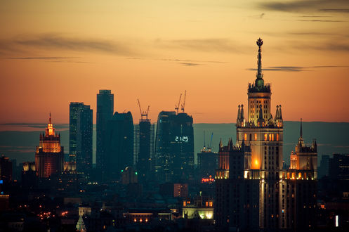 Обои на рабочий стол Вечерняя Москва