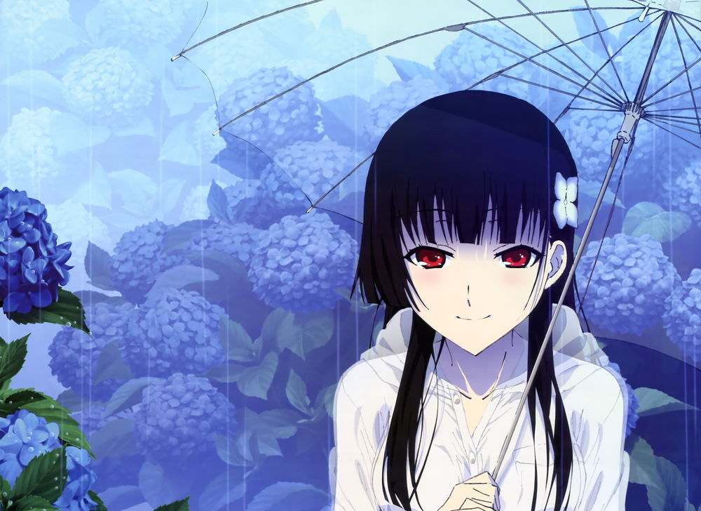 Обои для рабочего стола Улыбающаяся Sanka Rea / Санка Рэа из аниме Санкарея / Sankarea с зонтом под дождем среди гортензий