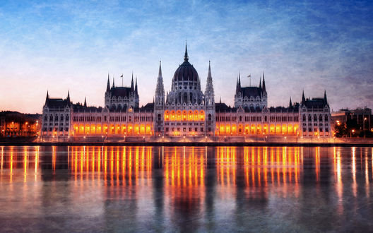 Обои на рабочий стол Здание парламента ночью в Будапеште / Budapest, Венгрия / Hungary