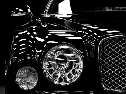 Обои на рабочий стол Передняя часть черного Bentley Mulsanne / Бентли Мульсан