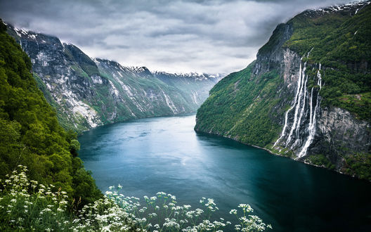 Обои на рабочий стол Гейрангер-фьорд в Норвегии / Geirangerfjorden, Norvegia