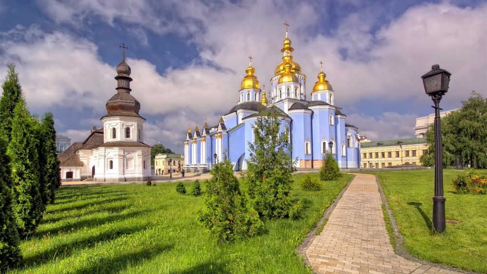 Обои для рабочего стола Михайловский собор в Киеве