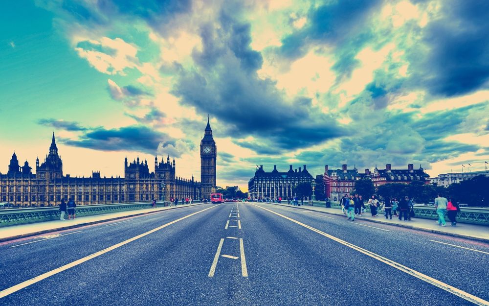 Обои для рабочего стола Дорога, ведущая к центру Лондона / London, Великобритания / Great Britain
