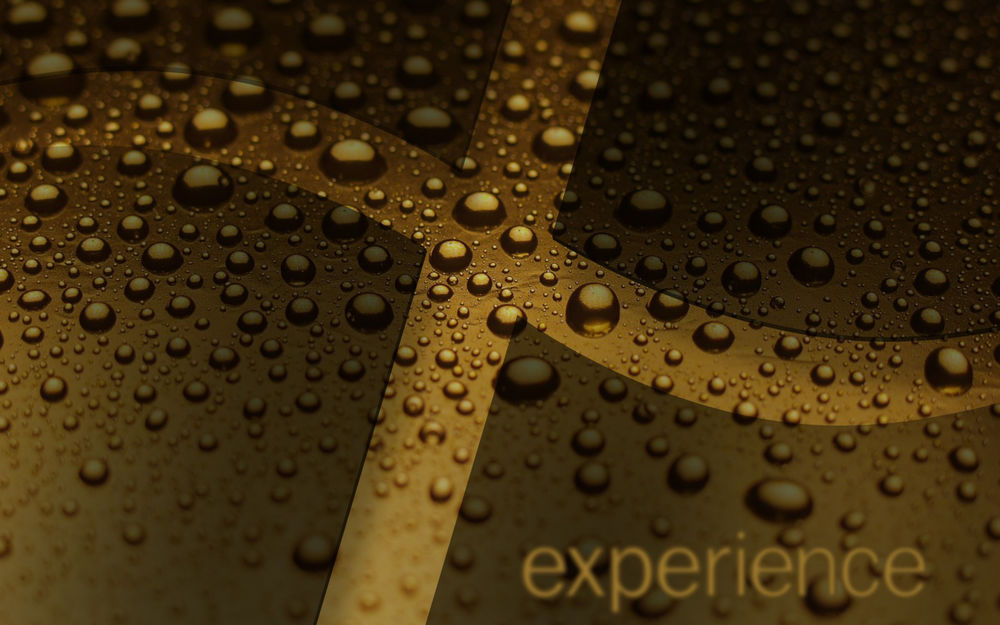 Обои для рабочего стола Капли на коричневом логотипе Windows (experience)