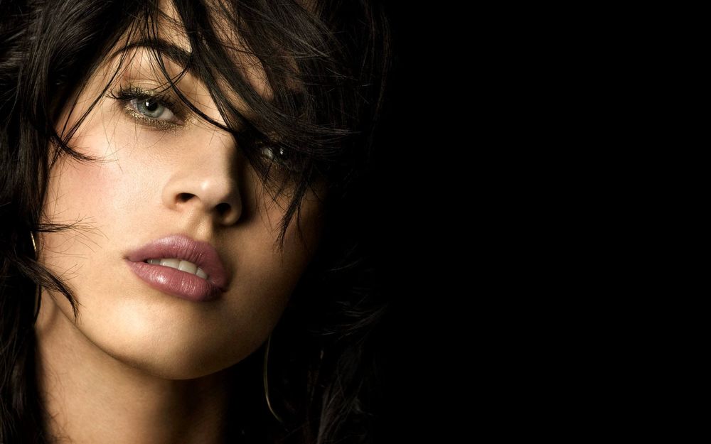 Обои для рабочего стола Американская актриса и фотомодель Меган Фокс / Megan Fox